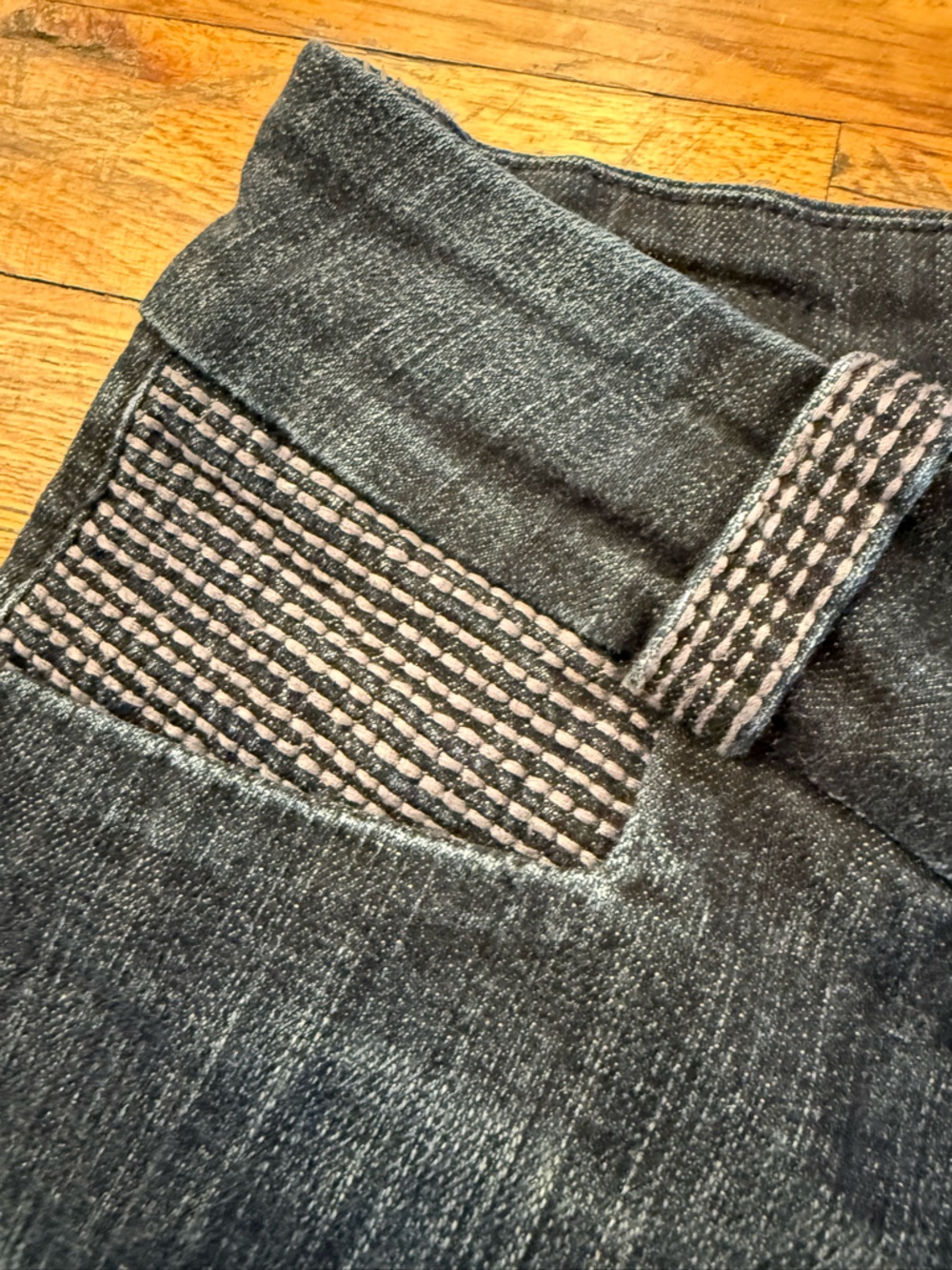 See Thru Soul Women's Dark Wash Flare Jeans - Picture 5 of 12